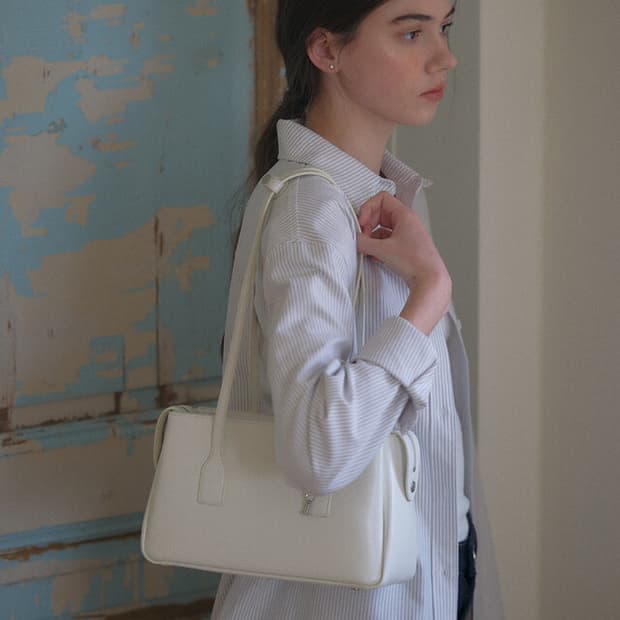 폴뉴아 미니 브릿지 백 아이보리