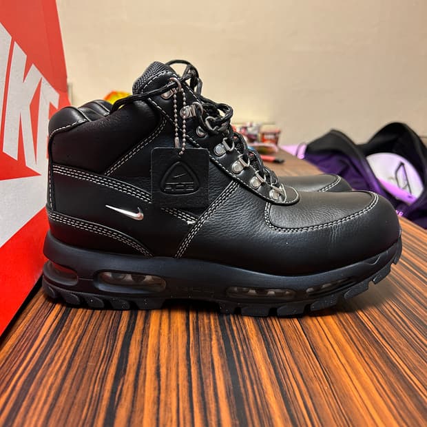 나이키 고아돔 프리미엄 블랙 280 황금사이즈