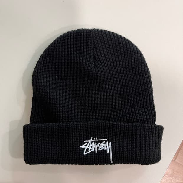 스투시 비니 블랙