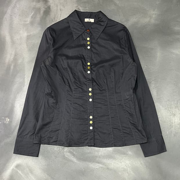  아이그너 버튼 디테일 셔츠 y15458