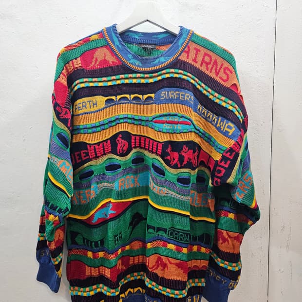 쿠지맛 케이블 니트