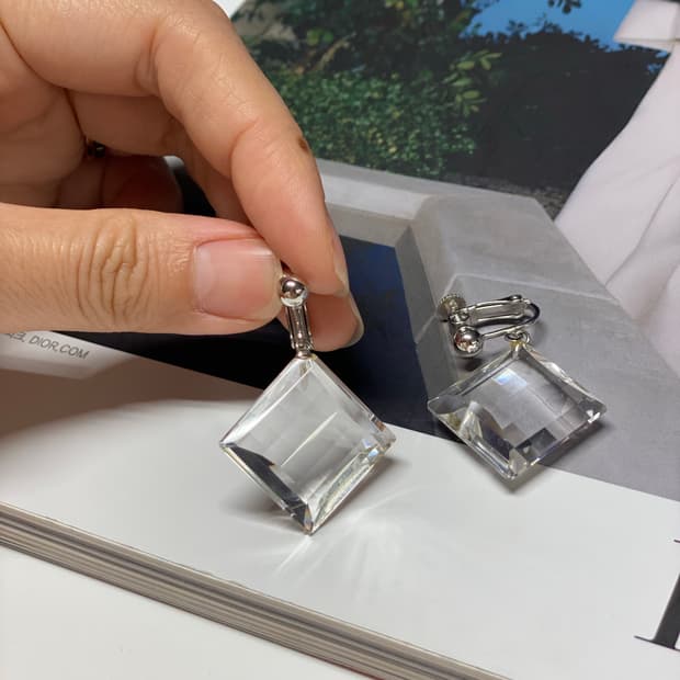 투명 크리스탈 귀걸이 귀찌