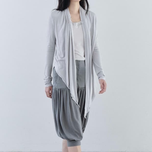 tiles 타일즈 Cowl-neck Button Cardigan