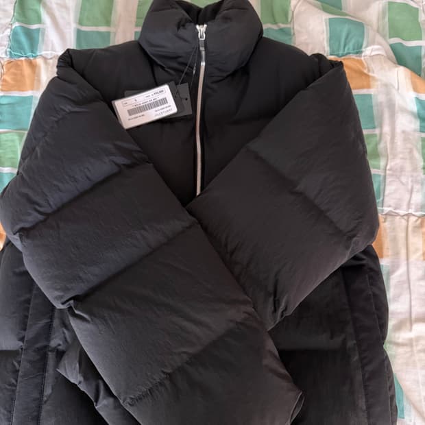 질스튜어트 뉴욕 남자패딩 95 S사이즈 새상품