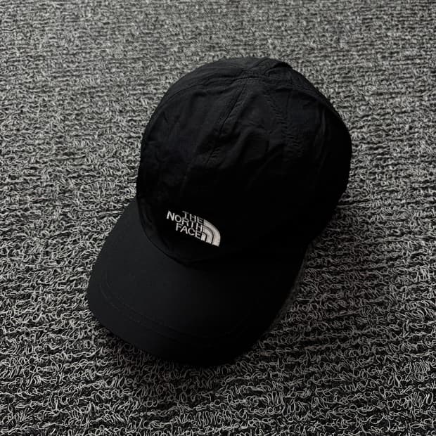 노스페이스 블랙 나일론 메탈 볼캡 839