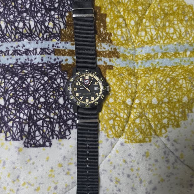 루미녹스 시계 Luminox XS.0321 판매합니다