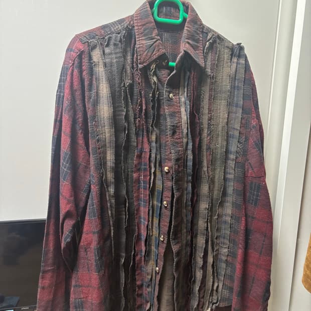 니들스 리빌드 셔츠