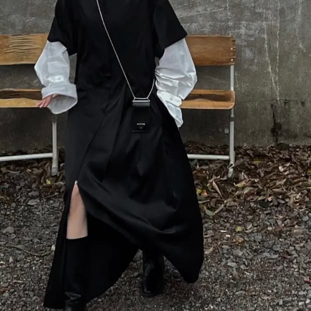 트리밍버드 트밍 하프 플리츠 집업 원피스 (새상품)