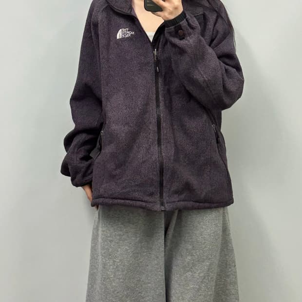 노스페이스 자수로고 퍼플 윈드 플리스 자켓