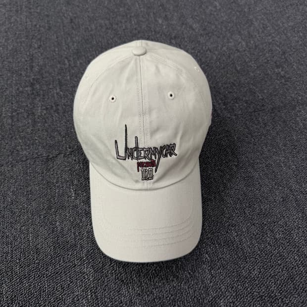 언더마이카 POC-020 베이지 볼캡 