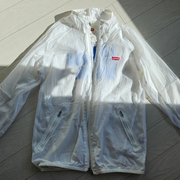 리바이스 바람막이 - WOMEN XS