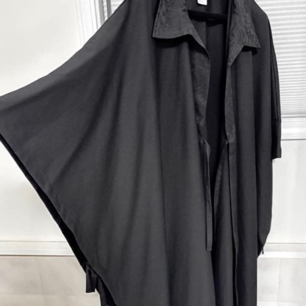 NOT CONVENTIONAL Cape Shirt