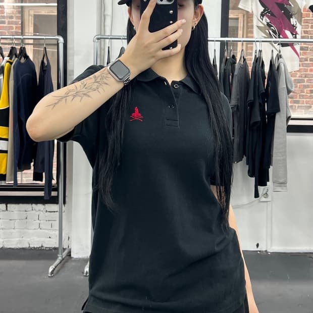 히스테릭 글래머 카라 티셔츠