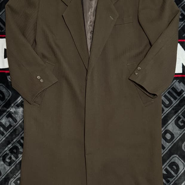 빈티지 싱글 브레스티드 쓰리 버튼 체스터 코트 다크 올리브