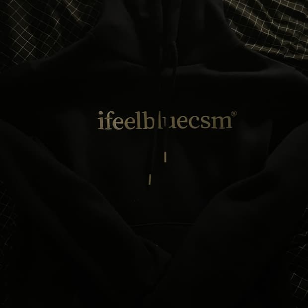 ifeelbluecsm 네이비 색상 후드티