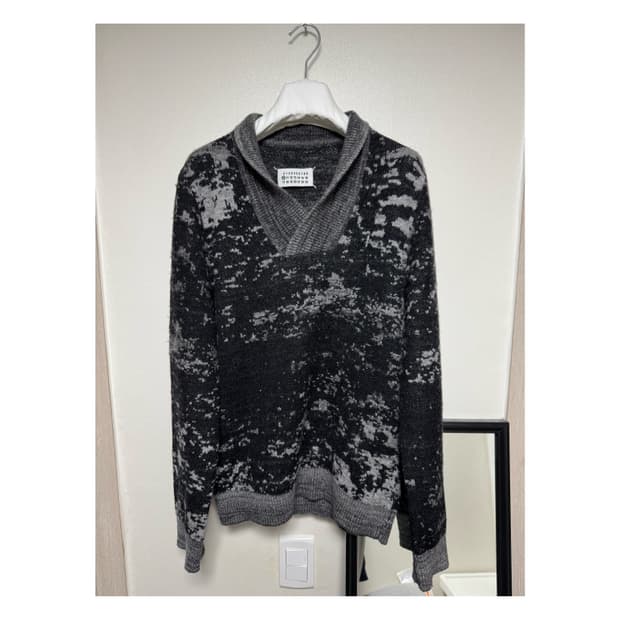 마틴 마르지엘라 숄카라 니트