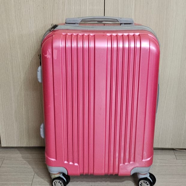 (1회사용)쌈지 SSAMZIE 핑크 하드 캐리어 (기내용 20인치)