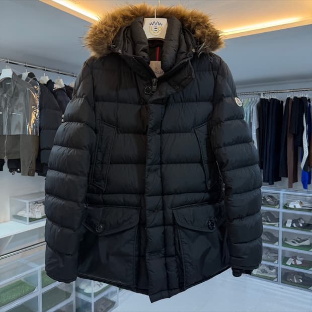 [리오브전포점] 몽클레어 클루니 와펜 패치 패딩