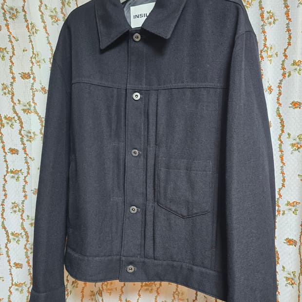 인사일런스 울 타입1 블랙 M 사이즈 팝니다