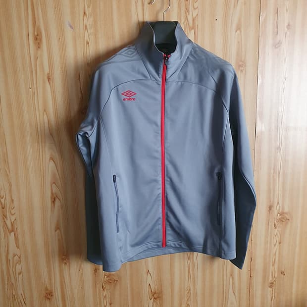 엄브로 져지 100