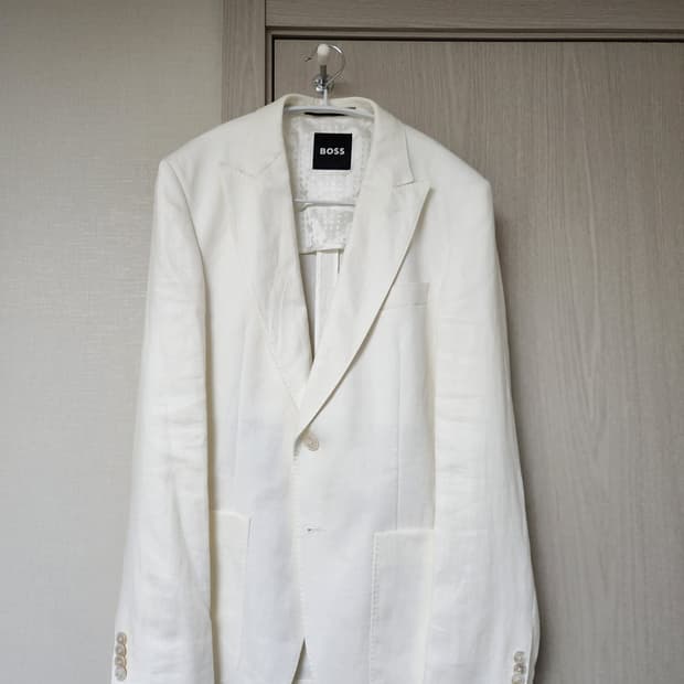BOSS 화이트 린넨 자켓
