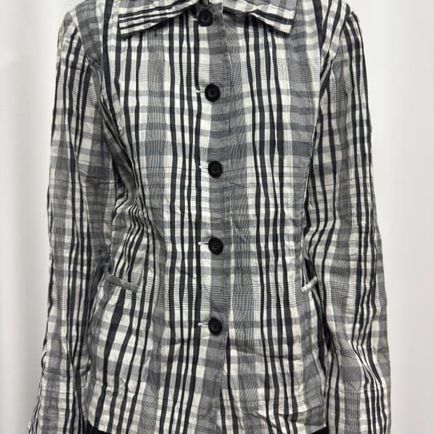 check button jacket