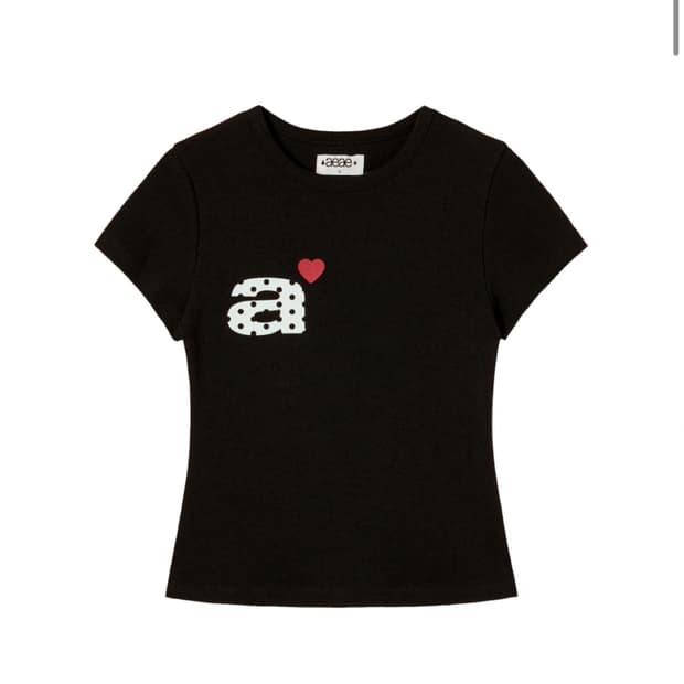 aeae DOT SMALL LETTER TEE [BLACK]