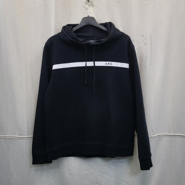 A.P.C 아페쎄 스몰로고 블랙 후드티
