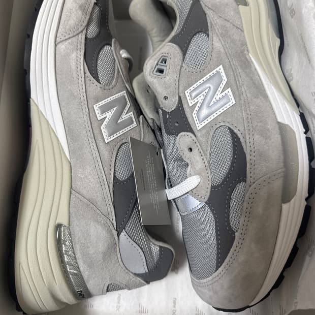 뉴발란스 992 그레이 U992GY 275 사이즈