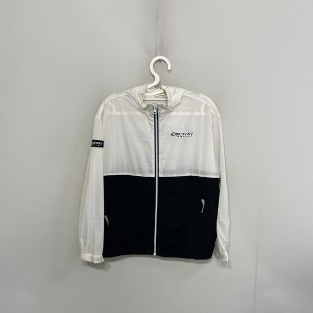 디스커버리 22SS 키즈 바람막이 150