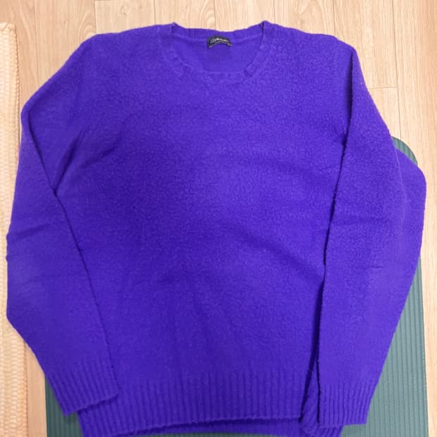 드루모어 쉐기독 라운드넥 니트