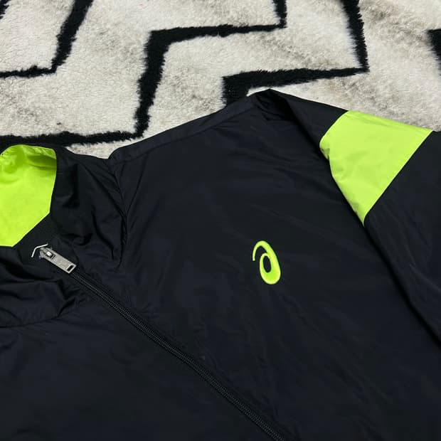 [L]아식스 레터링 바람막이