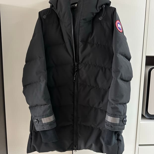 캐나다구스 메리트 패딩 1회착용