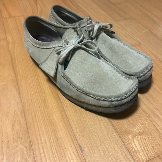 클락스 왈라비 메이플 색상