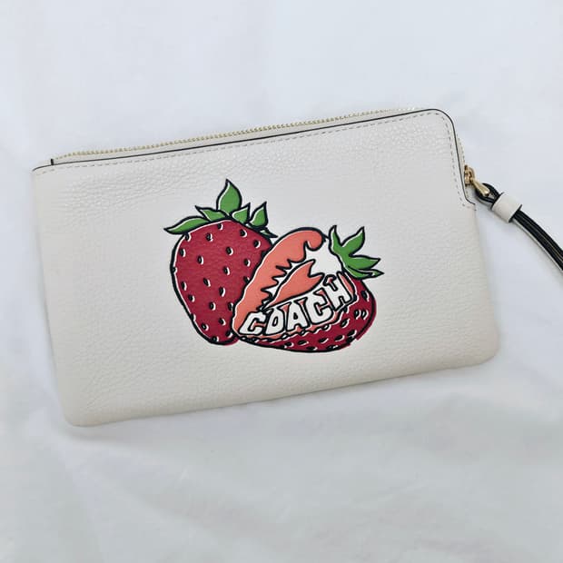 코치 스트로베리 라지 파우치 [24한정/새상품]