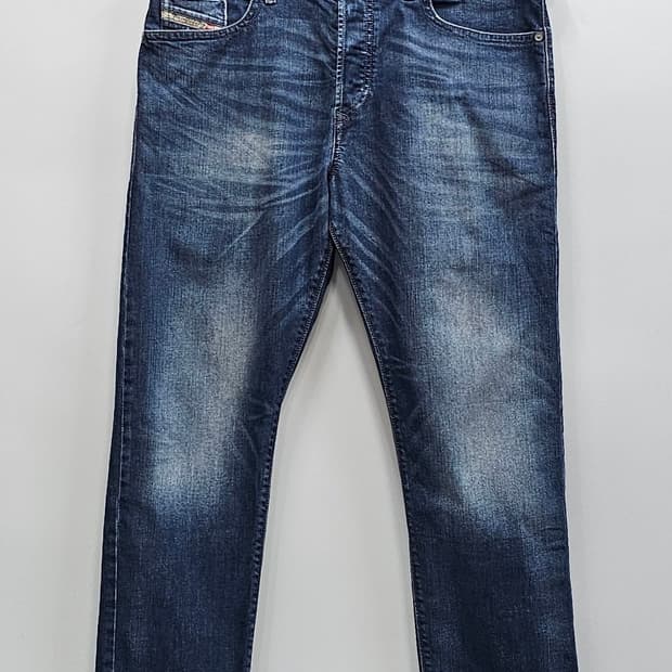 DIESEL 디젤 버스터 워싱 데님 청바지 / 남 34 중청 워싱 스판