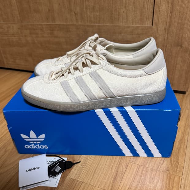 [260] 아디다스 토바코 그루엔 스니커즈 크림화이트