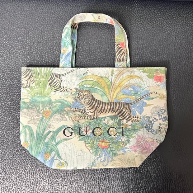 구찌 타이거 에코백