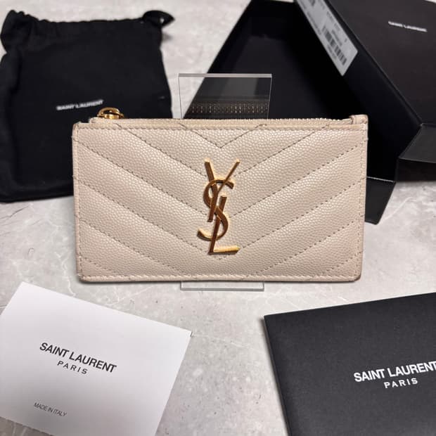 [정품] 입생로랑 모노그램 카프스킨 카드지갑