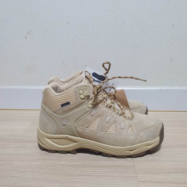 네파 칸타레 등산화 260