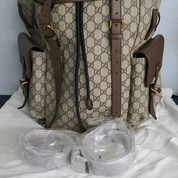 초레어) GUCCI 구찌 슈프림 백팩 2XL 국내 미발매 제품.