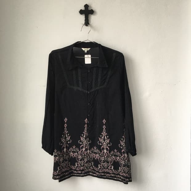 Ethnic mood blouse