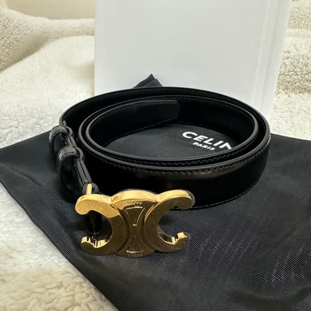 셀린느 트리옹프 벨트 블랙 미디움 75