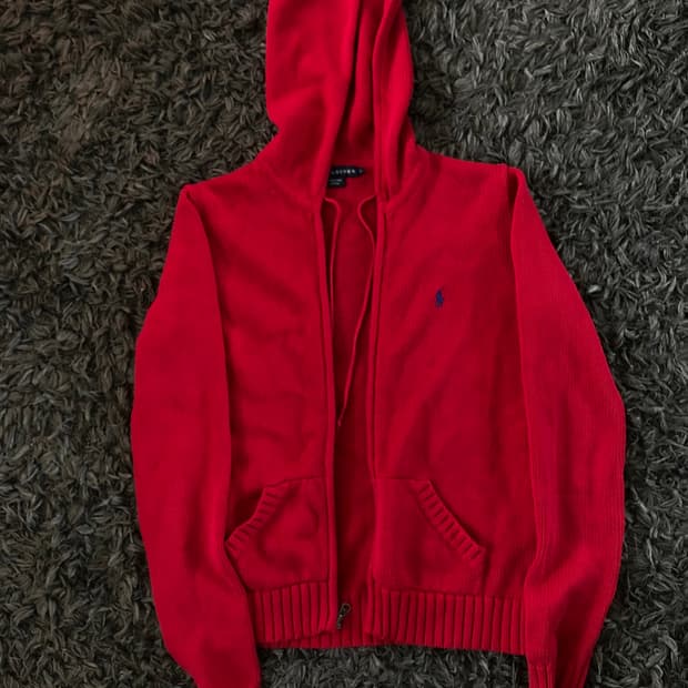 폴로 레드 후드집업