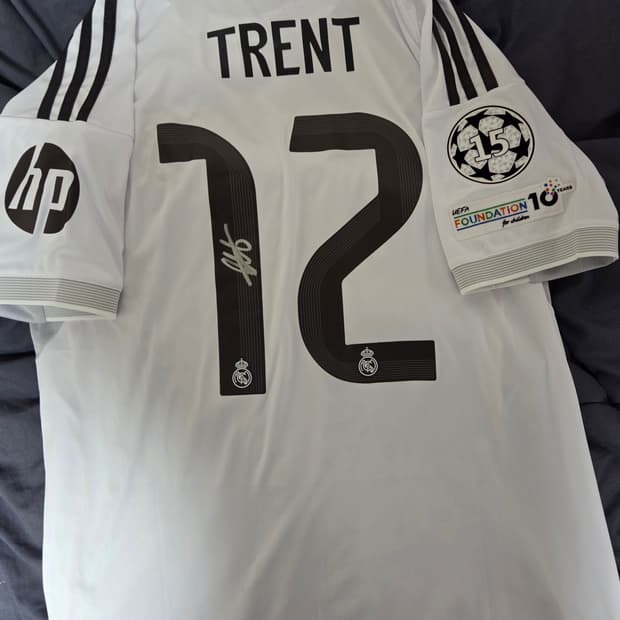 레알마드리드 알렉산더 아놀드 친필사인 유니폼 판매 