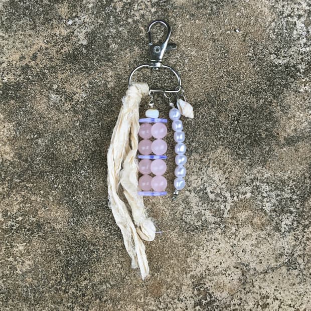 pearl Keyring (handmade)