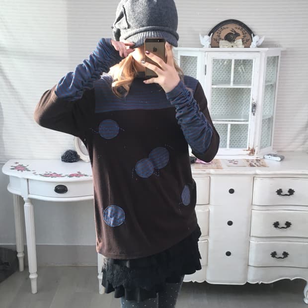 빈티지 도트 패치워크 셔링 롱슬리브