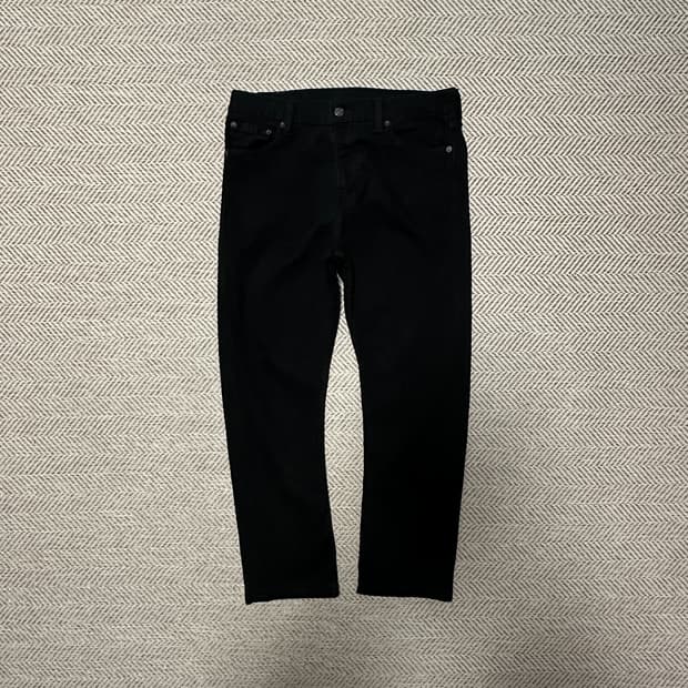 LEVI'S black jeans