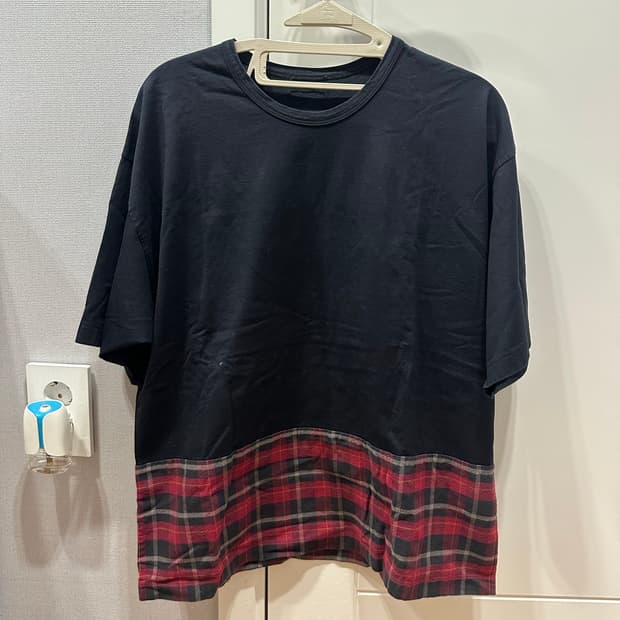 넘버투애니원 N21 블랙 체크 배색 오버핏 반팔티