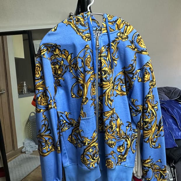 급처) 베르사체 진스 블루 바로크 후드집업 100 정품